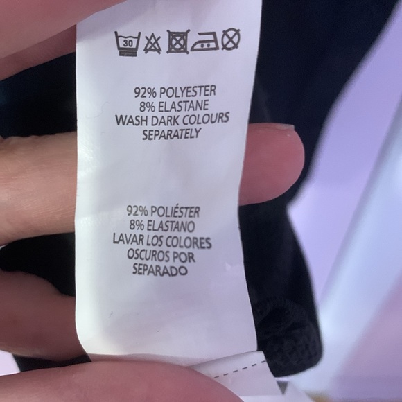 Admiral running top - Picture 9 of 9